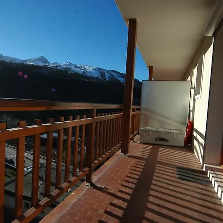 Anna Apartment